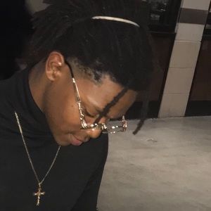 Meet your Posher, Jeremiah